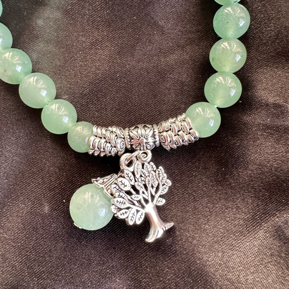 BRAND NEW Aventurine crystal tree of life bracelet - Picture 2 of 5